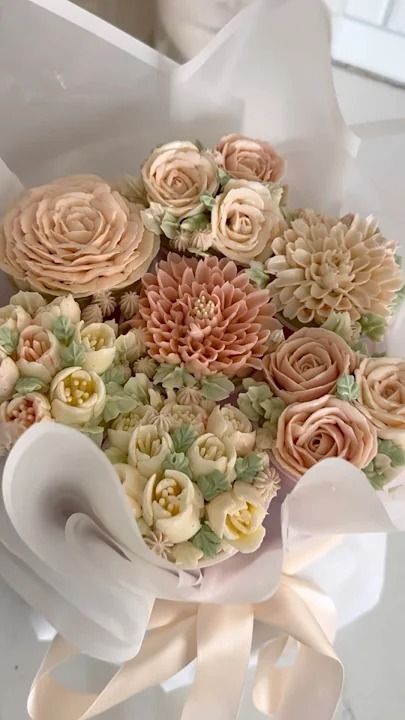 Flower Cupcakes Bouquet, Flower Cupcake Bouquet, Cupcakes Bouquet, Flower Cupcake, Cupcake Bouquets, Cupcake Bouquet, Flower Cupcakes, Wedding Cupcakes, Cupcake Cakes