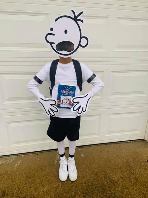 Big Nate Costume, Invisible Man Costume, Book Character Parade, Easy Kids Costumes, Kids Book Character Costumes, Book Characters Dress Up, Dress Up For Boys, Boy Cartoon Characters, Book Character Day