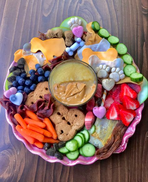 Charcuterie Board For Dogs, Dog Charcuterie Board Ideas, Paw Patrol Charcuterie Board, Sweet 16 Dog Birthday, Cat Charcuterie Board, Barkcuterie Boards For Dogs, Barkuterie Board For Dogs, Barkcuterie Boards, Dog Charcuterie Board