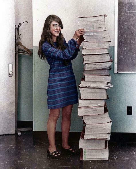 In 1969, Margaret Hamilton, NASA’s Lead Software Engineer For The Apollo Program, Stands Next To The Code She Wrote By Hand. Margaret Hamilton, Nasa Clothes, Apollo Program, Apollo Missions, Aerospace Engineering, Space Race, Apollo 11, Space Program, Space And Astronomy