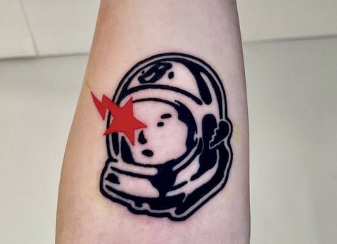 Bape Tattoos Design, Bape Star Tattoo, Bape Tatoos, Bape Tattoos, Hypebeast Tattoo, Mario Star Tattoo, Basquiat Tattoo, Star Sleeve Tattoo, Bape Star