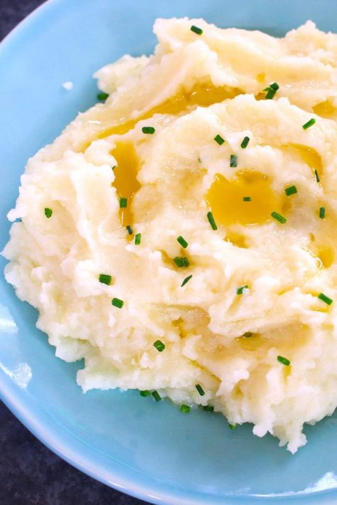 The Best Creamy Sous Vide Mashed Potatoes Sous Vide Mashed Potatoes, Homemade Mashed Potatoes Recipe, Mashed Potatoes Recipe Easy, Sous Vide Vegetables, Buttermilk Mashed Potatoes, Creamy Mashed Potatoes Recipe, Mashed Potato Recipe, Homemade Mashed Potatoes, Creamy Mash