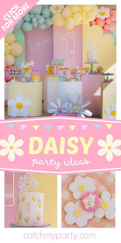 Take a look at this beautiful daisy-themed floral birthday party! The daisy cookies are so pretty! See more party ideas and share yours at CatchMyParty.com Daisy Theme Party Favors, Flower Power Party Food, Daisy Flower Birthday Party Ideas, Daisy Party Ideas, Floral Themed Birthday Party, Daisy Party Theme, Daisy Birthday Party Ideas, Daisy Themed Birthday Party, Daisy Cookies