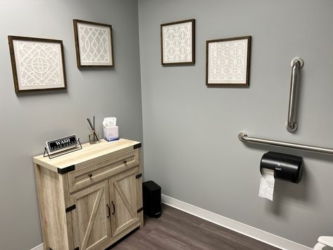 Business Bathroom Decor Ideas, Business Bathroom Ideas Commercial, Employee Bathroom Ideas, Office Bathroom Decor Business, Business Bathroom Ideas, Office Bathroom Ideas, Church Bathroom, Business Bathroom, Men Bathroom