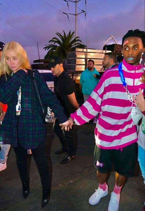 Iggy And Carti, Carti Outfits, Playboi Carti Outfits, Sir Cartier, Cash Carti, Playboy Carti, King Vamp, Iggy Azalea, Rap Aesthetic