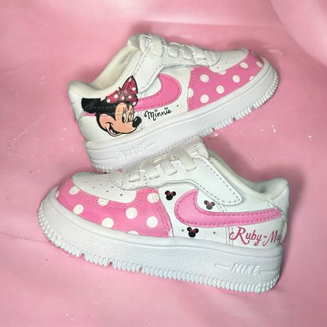 Painted baby shoes