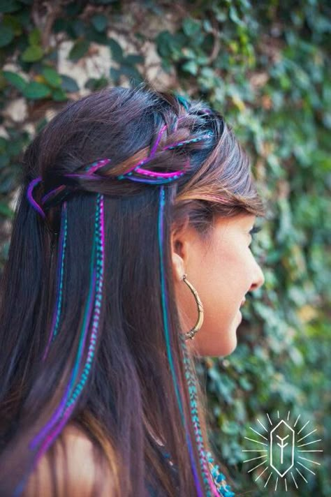 Hair Wraps Thread, Boho Hair Wrap, Hair Threading, Feather Extensions, Makeup Hacks Beauty Secrets, Feather Hair Extensions, Hair Tinsel, Fairy Hair, Hippie Hair