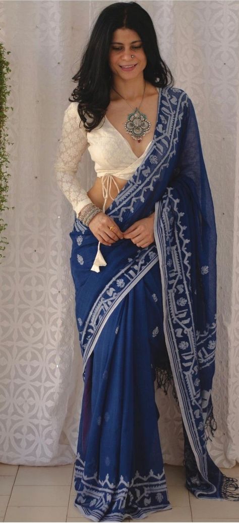 Jamdani Motifs, Muslin Jamdani Saree, Cotton Saree Blouse Designs, Saree Wearing Styles, Simple Saree Designs, Saree Looks, Fashionable Saree, New Saree Blouse Designs, Fashionable Saree Blouse Designs