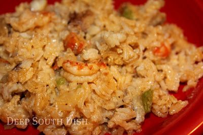 Crawfish Dressing, Crawfish Rice, Rice Dressing Recipe, Crawfish Dishes, Jambalaya Rice, Rice Dressing, Crawfish Recipes, Hp Sauce, Deep South Dish