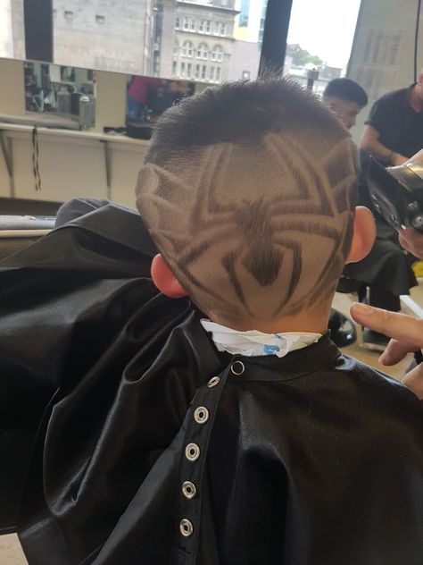 Spider-Man hair tattoos Spider Hair Design, Spider Man Haircut, Spider Haircut, Spiderman Haircut, Bald Boy Aesthetic, Boys Haircuts With Designs, Boys Haircut Styles, Toddler Hairstyles Boy