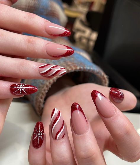 Kutek Disney, Unghie Nail Art, December Nails, Red Christmas Nails, Cute Christmas Nails, Nagel Tips, Christmas Nails Easy, Christmas Gel Nails, Her Nails