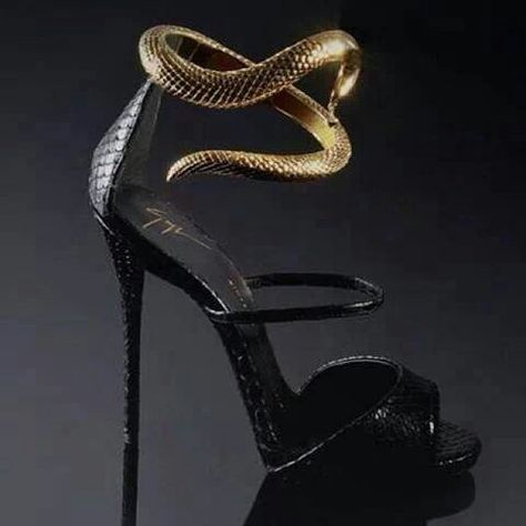 Modern Goddess.Love this: Ankle Strap Snake Heels GUISEPPE ZANOTTI Descendants Dr, Hak Tinggi, Dr Shoes, Hello Lover, Prom Queen, Fabulous Shoes, Crazy Shoes, Pretty Shoes, Dream Shoes