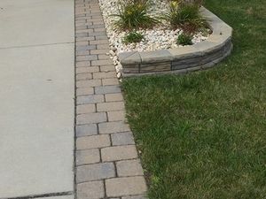 Paver Driveway Extension, Driveway Extension Ideas, Driveway Pavers Extension, Front Sidewalk Ideas, Driveway Expansion, Pavers For Driveway, Brick Cobblestone, Driveway Front Yard, Driveway Extension