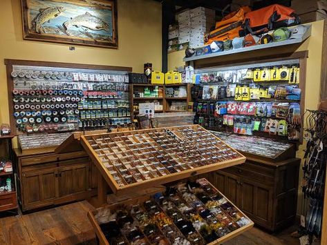 Bait Shop Aesthetic, Bait And Tackle Shop Ideas, Fishing Tackle Room, Fishing Man Cave, Fly Fishing Bag, Fishing Organization, Bait Shop, Fly Tying Desk, Fish Store