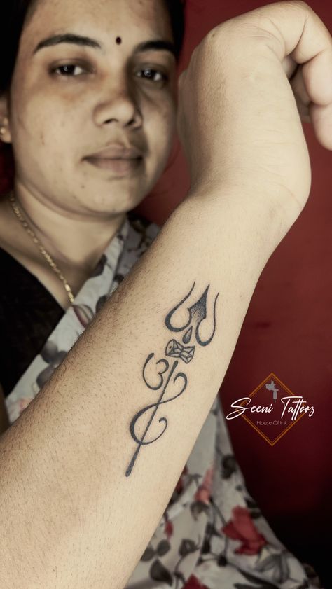 Shiv Ji Tattoo, Trishool Tattoo, Indian Tattoo Design, Trishul Tattoo Designs, Trishul Tattoo, Mahadev Tattoo, Om Tattoo Design, Mahadev Quotes, Free Tattoo Designs