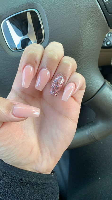 Ongles Rose Pastel, Caramel Cheesecake Dip, 15 Nails, Nails Gradient, Gucci Nails, Halloween Nails Diy, Cheesecake Dip, Nails Valentines, Nails Coffin Short