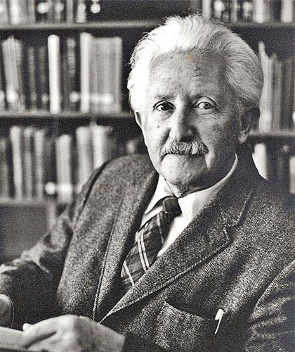 Psychoanalysis Art, Erikson Stages, Stages Of Psychosocial Development, Erik Erikson, School Creative, National Book Award, Teacher Education, Self Concept, Personality Development