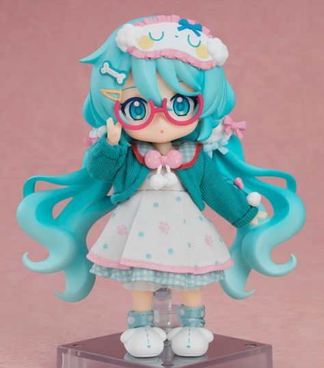 Loungewear Outfit, Miku Hatsune, Tokyo Otaku Mode, Anime Figurines, Good Smile, Anime Figures, Cute Dolls, Hatsune Miku, Vocaloid