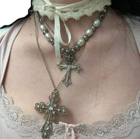 Jewelry Cross Necklace, Coquette Jewelry, Cross Jewelry Necklace, Jewelry Cross, Dark Coquette, Necklaces And Bracelets, Dream Jewelry, Pretty Jewellery, Jewelry Inspo