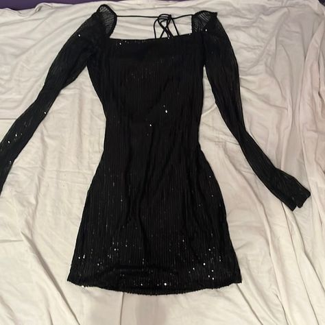 Black Sparkly Long Sleeve Dress. Brand New. Sparkley Long Sleeve Dress, Black Sparkly Long Sleeve Dress, Long Sleeve Dress Sparkly, Black Sparkly Dress Short, Glitter Dress Long Sleeve, Sparkly Dress Aesthetic, Sparkly Long Sleeve Dress, Sparkly Dress Black, Bloom Costume