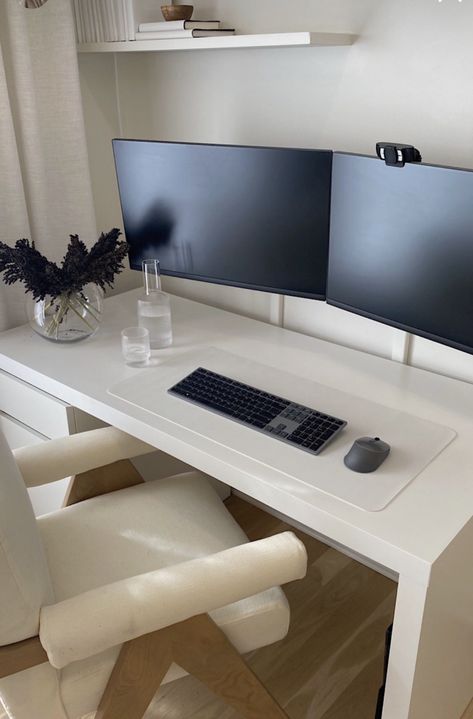 Loft Bedroom And Office, Organic Modern Office Desk, Small Condo Office, White Office Desk Workspace Inspiration, Aesthetic Dual Monitor Setup, Office Desk Inspiration Cubicle, White Desk Office Decor, Office Monitor Setup, 2 Screen Desk Setup