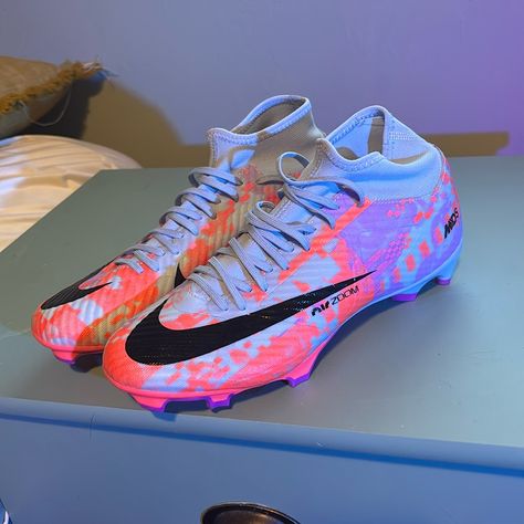 Brand New Never Worn Cr7 Cleats Size 7 Soccer Cleats No Laces, Soccer Cleats Aesthetic, Cristiano Ronaldo Cleats, Cr7 Cleats, Soccer Fits, Custom Soccer Cleats, Custom Football Cleats, Pink Soccer Cleats, Womens Soccer Cleats