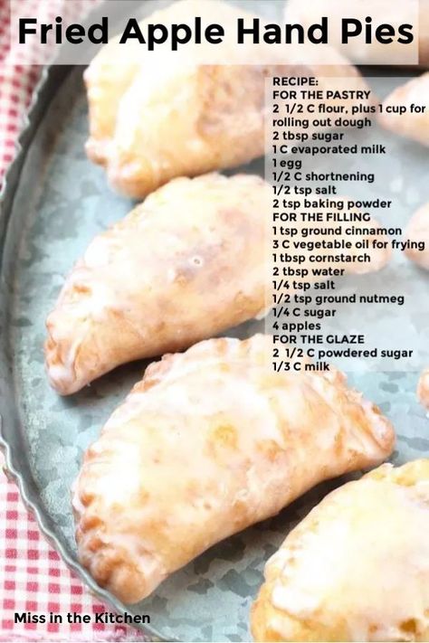 Fried Apple Hand Pies, Fried Pies Recipe, Fried Hand Pies, Fried Apple, Pastries Recipes Dessert, Pie Dough Recipe, Hand Pie Recipes, Apple Hand Pies, Fried Pies