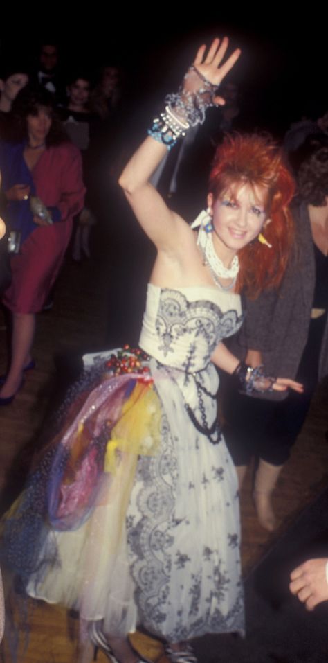 Cindy Lauper, 1984 American Music Awards Cindy Lauper 80's, Cindi Lauper, Themed Dresses, Cindy Lauper, Most Expensive Dress, Wedding Singer, Bright Lipstick, 80s Costume, 80s Prom