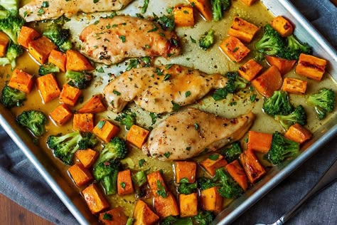 Sheet-Pan Maple-Glazed Chicken with Sweet Potatoes — Eatwell101 Maple Glazed Chicken, Oven Baked Chicken Breasts, Chicken Breast Recipes Baked, Sheet Pan Dinners Recipes, Lean Meals, Cooking Sweet Potatoes, Chicken Sweet Potato, Glazed Chicken, Awesome Recipes