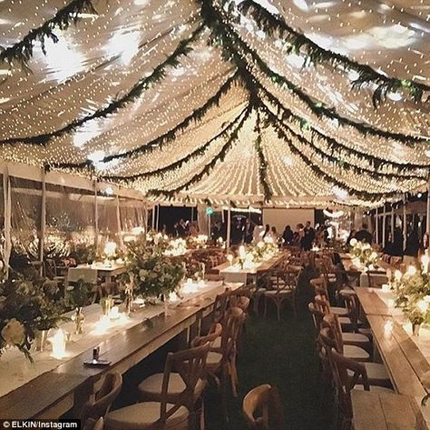 Winter Wonderland Wedding Decorations, Wonderland Wedding Decorations, Winter Wedding Planning, Boda Diy, Wedding Themes Winter, Tent Decorations, Winter Wonderland Wedding, Marquee Wedding, Wonderland Wedding