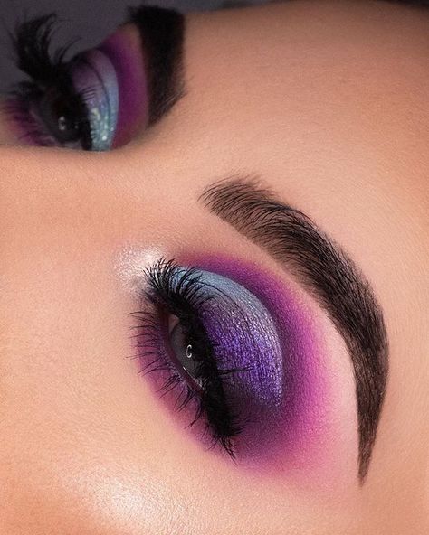 💜☺️💜 The new @colourpopcosmetics It's My Pleasure Palette is a purple lover’s dream! Here I use Day Makeup Looks, Make Up Inspiration, Make Up Looks, Colorful Eye Makeup, Makeup Eye Looks, Colorful Eyeshadow, Day Makeup, Makeup Forever, Eye Makeup Art