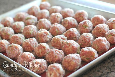 Italian Zucchini Meatballs | Sandy's Kitchen Creative Meals, Italian Zucchini, Beach Recipes, Zucchini Meatballs, Savory Meatballs, Gluten Free Italian, Optavia Recipes, Recipes Pork, Lean And Green