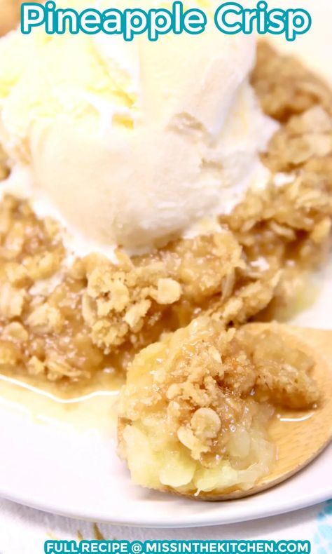 Add this pineapple crisp recipe to your must-try list this week. The tangy pineapple topped with the crisp oat an brown sugar crumble is one of the best desserts to make during the busy week. Best Desserts To Make, Pineapple Crumble, Pineapple Crisp, Good Desserts To Make, Crisp Desserts, The Best Desserts, Pineapple Desserts, Most Popular Desserts, Homemade Donuts