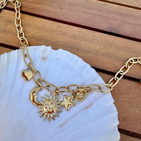 Beachy jewelry nu onliiiine …. 🐚🤭🌻 Beachy Jewlery, Beachy Jewelry