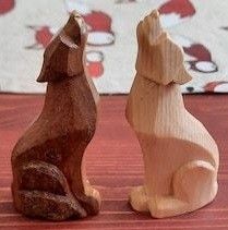 Wolf Carving, Wood Carving Art Sculpture, Wood Jewelry Diy, Carved Wooden Animals, Whittling Projects, Carving Projects, Simple Wood Carving, Wood Carving For Beginners, Green Woodworking