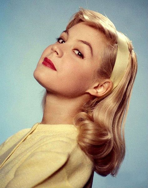 Sandra Dee Recent Photos | Recent Photos The Commons Getty Collection Galleries World Map App ... Ingenue Natural, Troy Donahue, James Darren, Old Celebrities, Bobby Darin, Sandra Dee, Hollywood Icons, Hairstyle Inspiration, Hollywood Legends