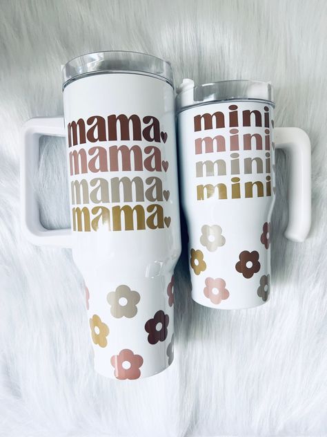 Mama Cup Designs, Mama And Mini Tumblers, Cricket Joy Projects Craft Ideas, Cricket Joy, Matching Tumblers, Mini Cups, Mama Tumbler, Mama And Mini, Mom And Me