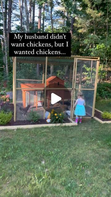 Duck Houses, Chicken Cook, Mini Cows, Duck House, Chickens And Ducks, Throwing It Back, New Home Decor Ideas, Backyard Flocks, Can't Help Myself