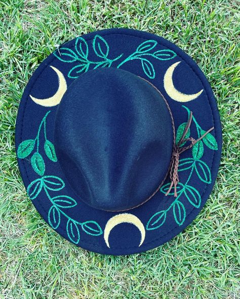 Witchy Hat, Vine Embroidery, Fantasy Clothes, Witches Hat, Hats Fashion, Sensory Friendly, Witch Fashion, 90s Inspired, Fantasy Clothing