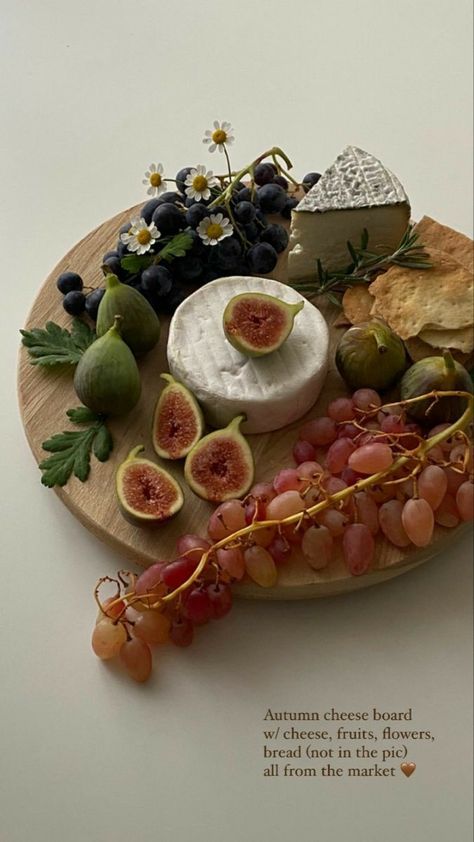 Charcuterie With Pomegranate, Charcuterie Plate For One, Aesthetic Charcuterie Board, Hosting Aesthetic, Enjoy Your Meal, Fresh Fruits, Food Platters, Food Obsession, Beautiful Food