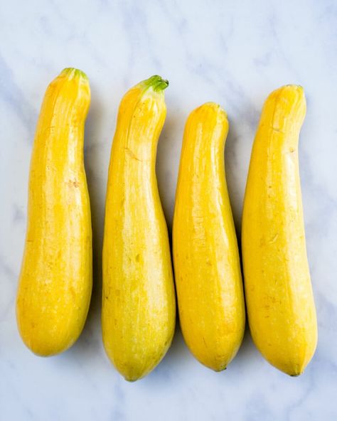 Easy Yellow Squash Recipes, Baked Yellow Squash, Baked Summer Squash, Roasted Yellow Squash, Roasted Summer Squash, Grilled Squash, Yellow Squash Casserole, Yellow Squash Recipes, Summer Squash Recipes