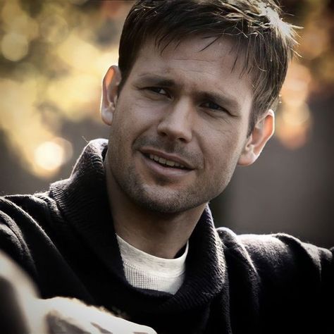 Alaric Saltzman, Tvd Characters, Matthew Davis, Mystic Falls, Vampire Diaries The Originals, Iconic Characters, Vampire Diaries, Tv Series, Universe