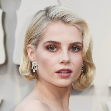 Lucy Boynton #Oscar2019 #makeup Lucy Boynton, Red Carpet Beauty, Prom Hairstyles For Short Hair, Short Wedding Hair, Sleek Ponytail, Celebrity Beauty, Trending Hairstyles, Beauty And Fashion, Hair Goals