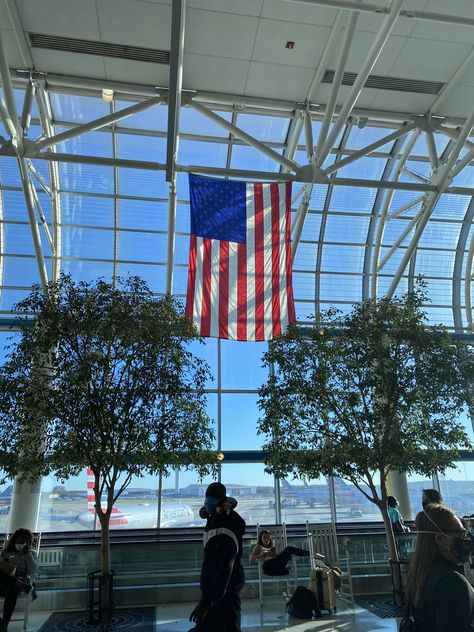 Florida Airport, West Palm Beach Florida, Palm Beach Florida, Orlando Florida, West Palm Beach, Sarasota, Usa Flag, Palm Beach, Orlando