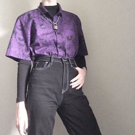 Dark Academia Enby Fashion, Purple Aesthetic Outfit Men, Purple Grunge Outfits Men, Purple Male Aesthetic, Purple Goth Outfits Men, Spacecore Outfits Male, Purple And Black Outfits Men, Androgynous Fashion Grunge, Purple Male Outfit