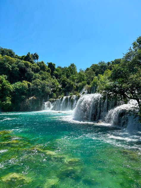 Croatia Pictures, Krka Waterfalls, Krka National Park, Hiking Spots, Dream Beach, Croatia Travel, Europe Summer, Australia Travel, Amazing Destinations