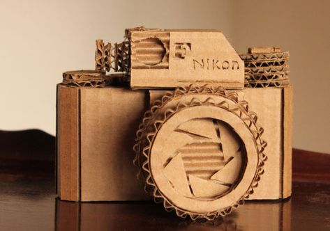 Cool!! ;) Etsy.com handmade and vintage goods #nikon #photo #machine #craft #DIY Cardboard Camera, Camera Ideas, Cardboard Craft, Cardboard Model, Sculpture Lessons, Cardboard Sculpture, Paper Toy, Cardboard Art, Cardboard Paper