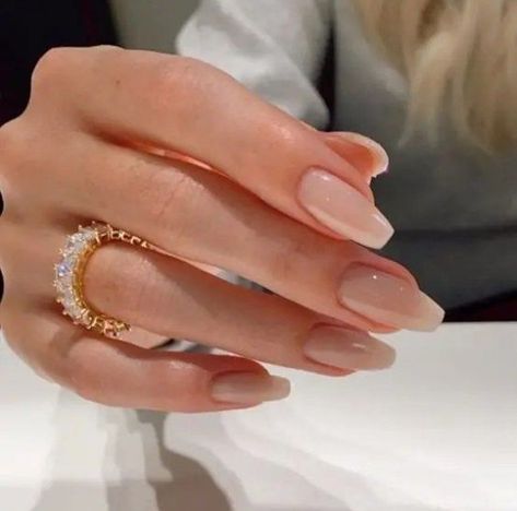 This post is all about Old Money Nail ideas! Aesthetic and clean nails are all the rage, and Old Money aesthetic has become a huge trend, and it looks like it’s here to stay. This post will give you ideas to get you on your way to looking and feeling rich. Old Money Nail Polish Shades Get the most out of your manicure with these old money nail ideas. From classic French tips to rich brown shades, this post will make you look (and feel) expensive! Old Money Nails Aesthetic, Nail Pedicure Designs, Hard Gel Manicure, Nail Acrylic Ideas, Nail Ideas Aesthetic, Minimalist Nail Design, Wedding Guest Nails, Nude Nail Design, Rich Old Money