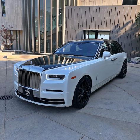 Say what you want... this is the ♠️ of all phantom’s. #RDBLA #Mansory #Phantom Auto Rolls Royce, Rolls Royce Coupe, Phantom Car, Rolls Royce Wallpaper, Tokyo Drift Cars, Rolls Royce Motor Cars, Luxury Cars Rolls Royce, Rolls Royce Wraith, Car Quotes