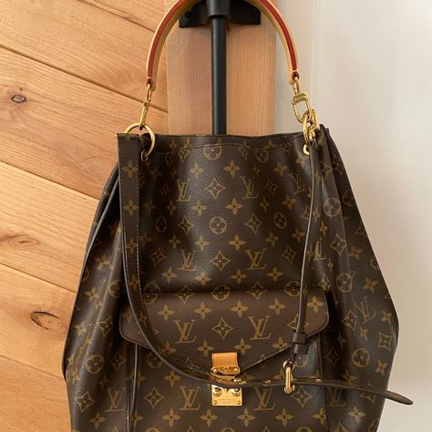 Louis Vuitton Handbag - Brand New Small Luxury Handbags, Mini Papillon Louis Vuitton, Gigi 2023, Cheap Louis Vuitton Bags, Cheap Louis Vuitton Handbags, Louis Vuitton Handbags Outlet, Shopping Wishlist, Louis Vuitton Collection, Louis Vuitton Handbag